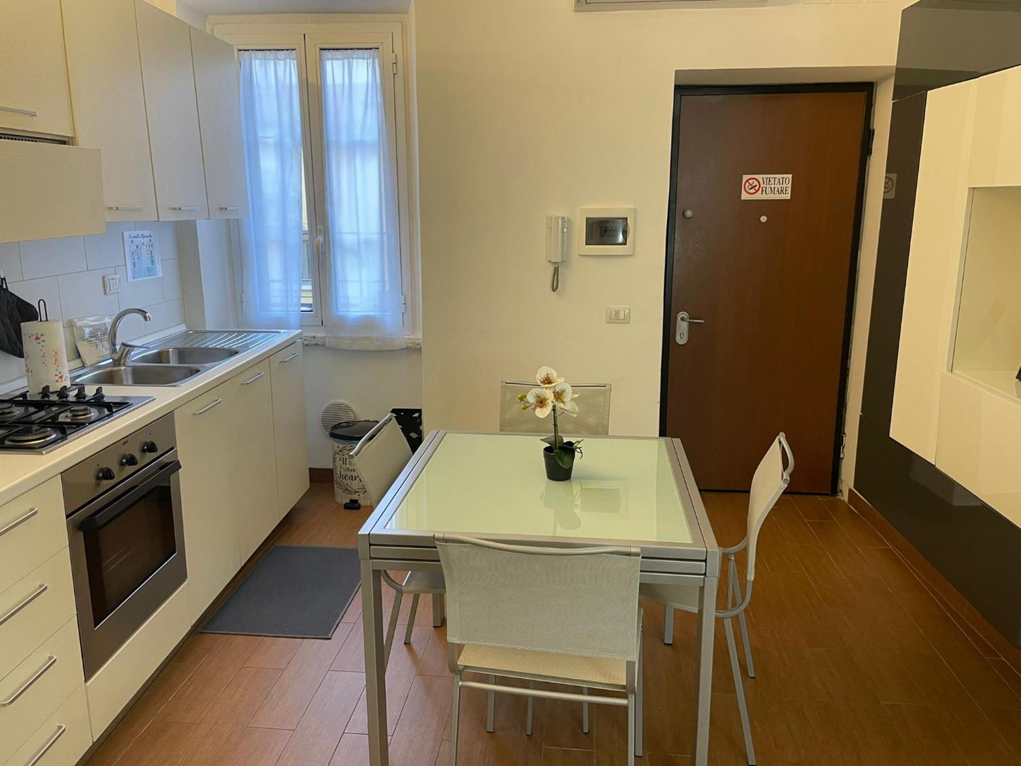 Canonica Charming Apartment Milano Ngoại thất bức ảnh