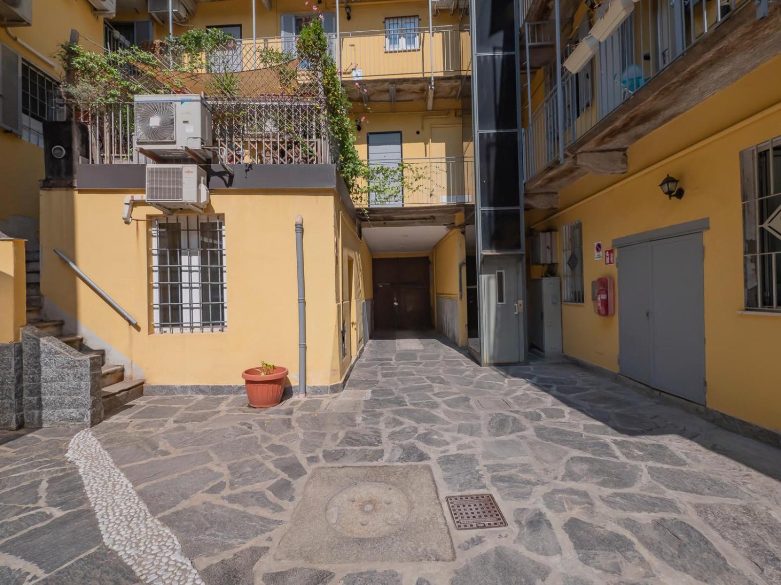 Canonica Charming Apartment Milano Ngoại thất bức ảnh